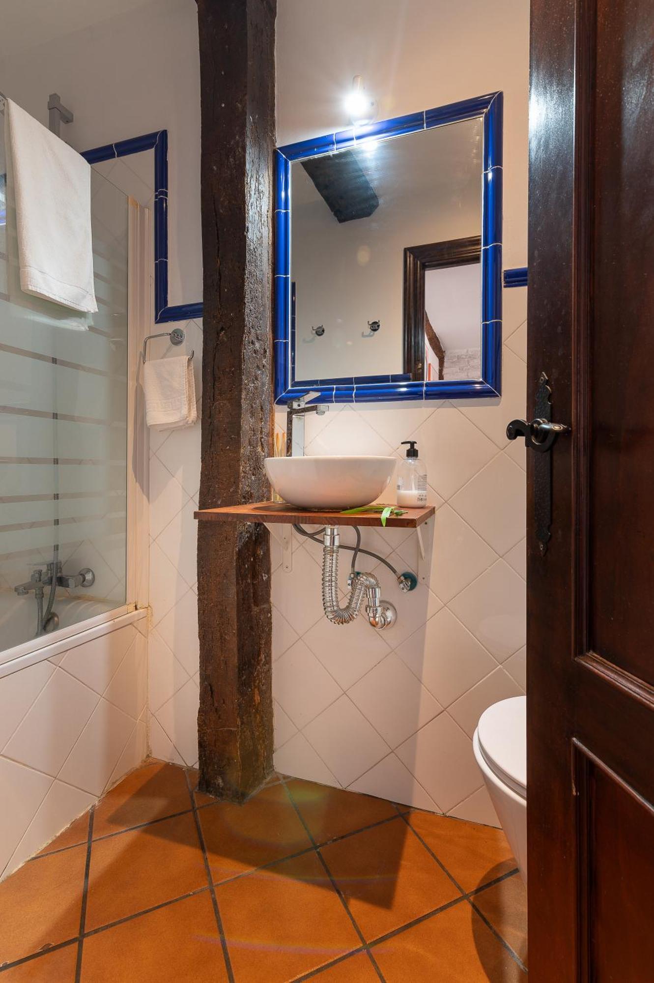 Apartamento En El Corazon De La Ciudad Junto A Las Estaciones ซานตานเดร์ ภายนอก รูปภาพ