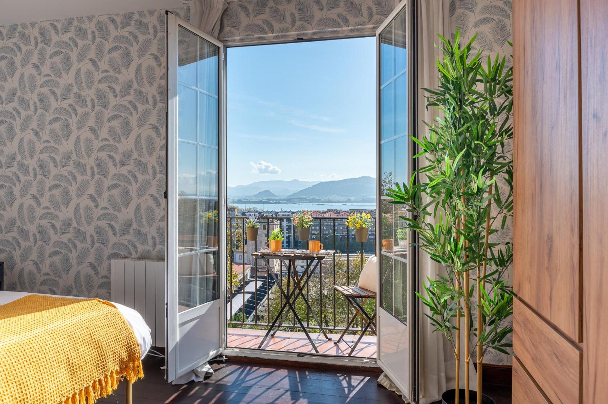 Apartamento En El Corazon De La Ciudad Junto A Las Estaciones ซานตานเดร์ ภายนอก รูปภาพ